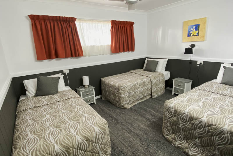 Queen Family Room (upstairs)